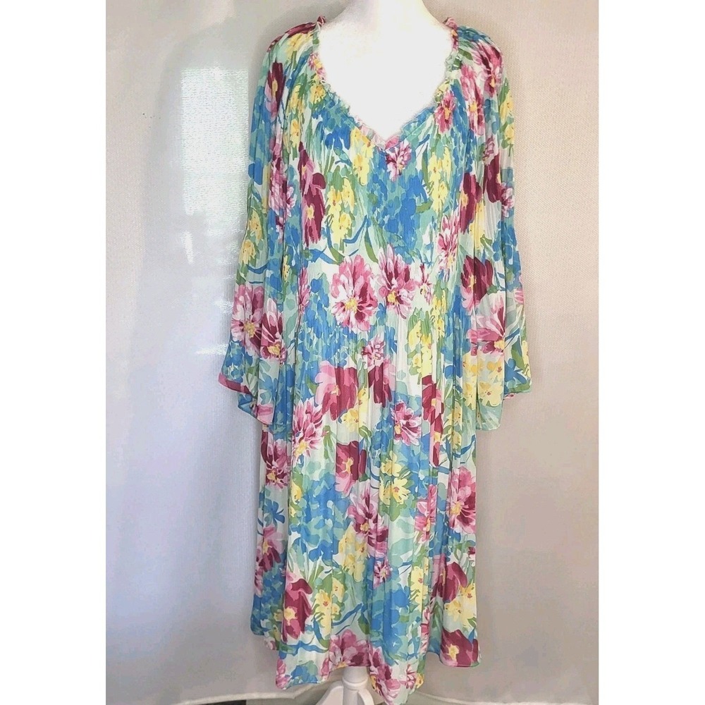 Ninety Clothing Co Women's Chiffon Lined Accordian Pleat Bell Sleeve Dress 2X - Picture 2 of 9